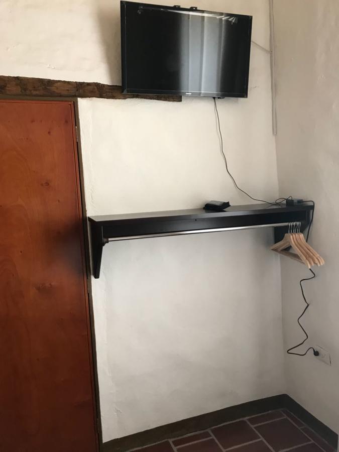 Hostal Rous 圣希尔 外观 照片